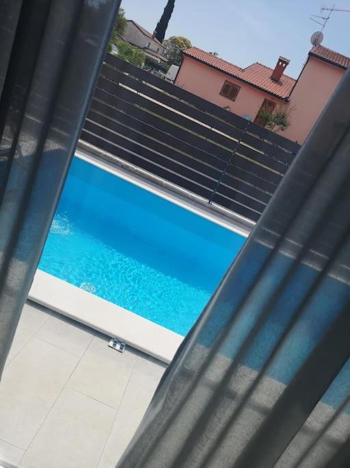 Marcante - Designer, Romantic Pool View Suite Porec Exterior photo